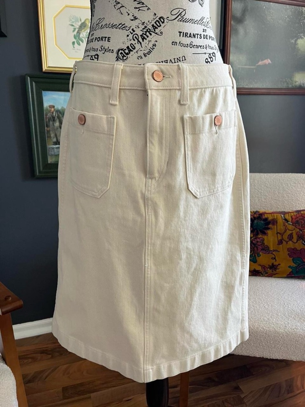 Banana Republic Cream Skirt